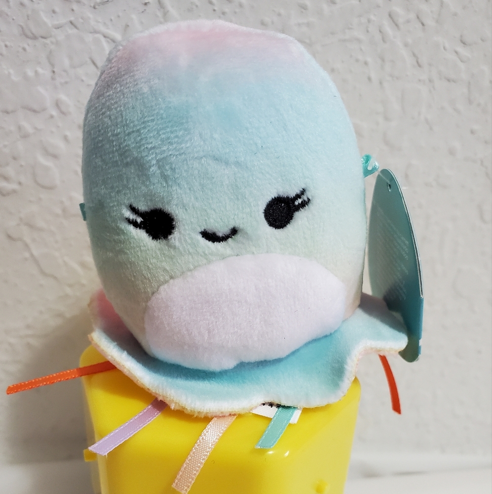NWT Greeley, 2.5" Jellyfish Micromallow Squishmallows